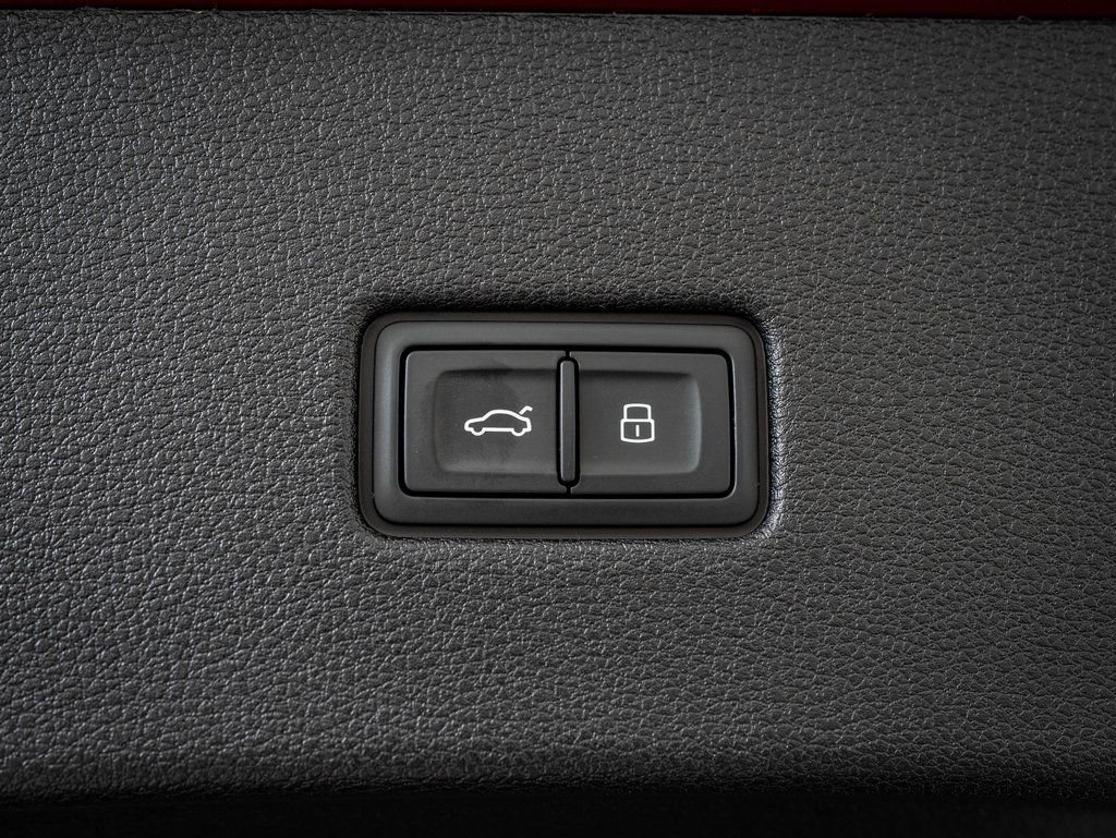 Used 2024 Matador Red Audi 4.0T image 24