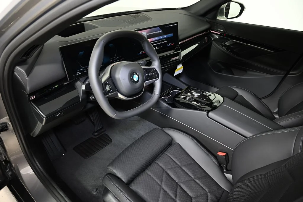 2026 BMW 5 Series 530i - Photo 15