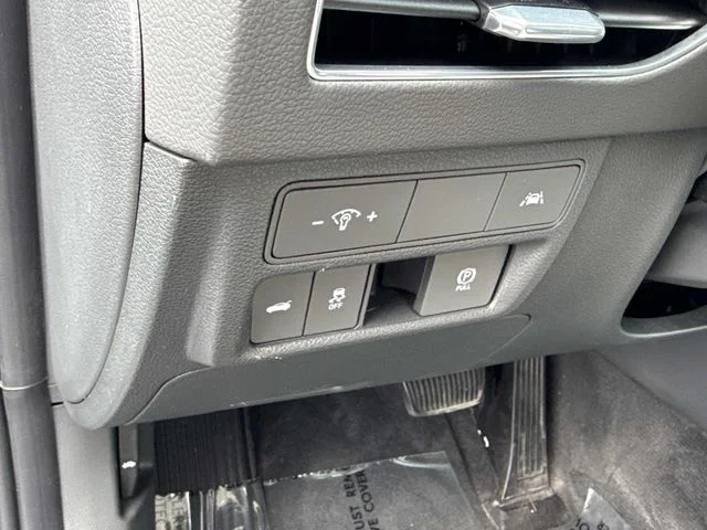 Used 2023 Gray Hyundai SEL image 28