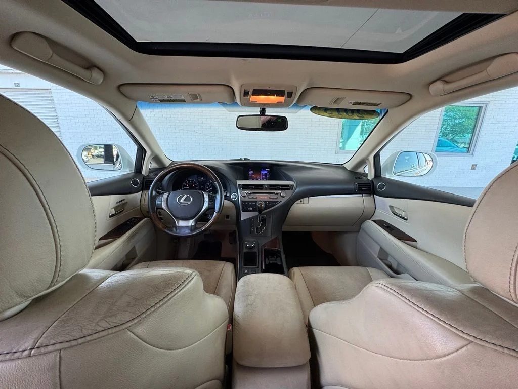 Used 2013 White Lexus 350 image 26