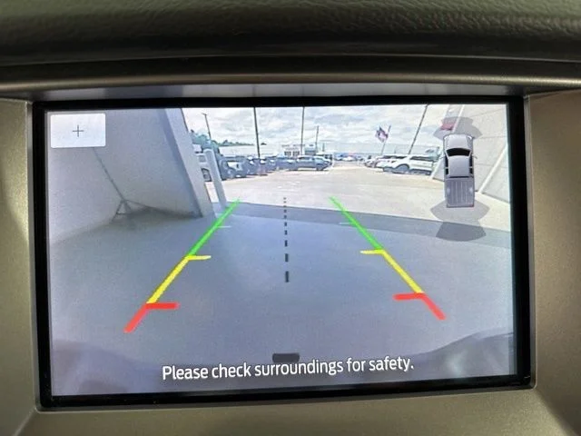 Used 2020 Blue Ford XLT image 22