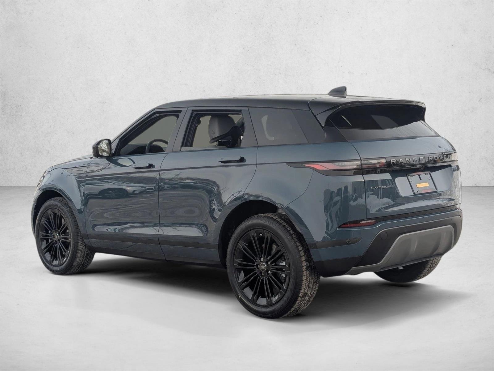 Used 2026 Tribeca Blue Metallic Land Rover Core S image 9