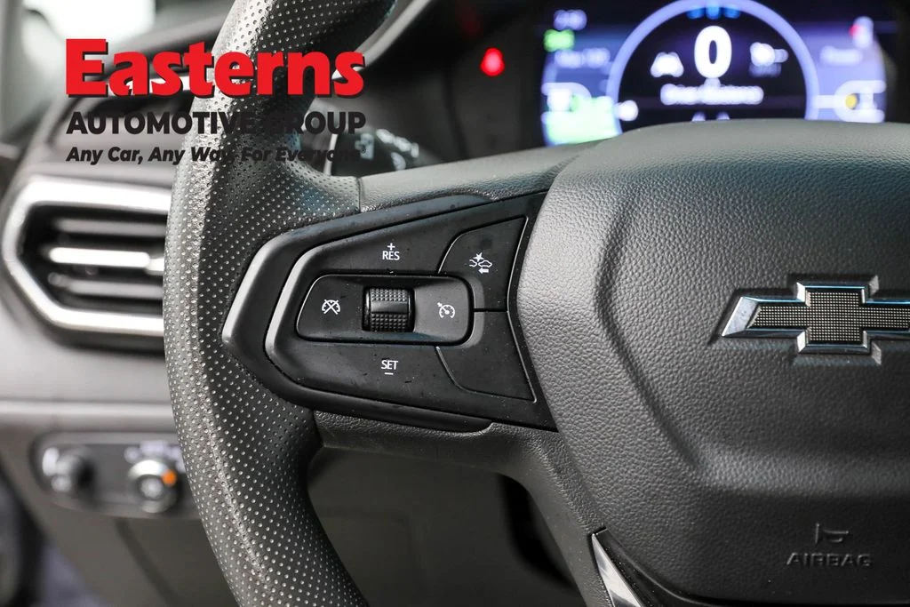 Used 2023 Gray Chevrolet 1LT image 15