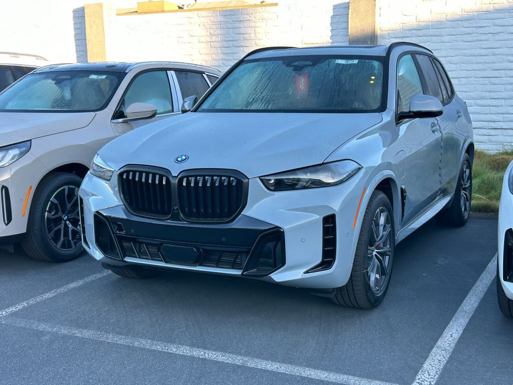 New 2026 Brooklyn Grey Metallic BMW xDrive50e image 2