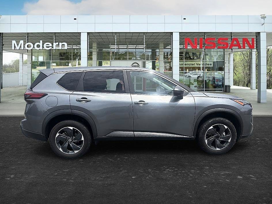 Used 2024 Gun Metallic Nissan SV image 6