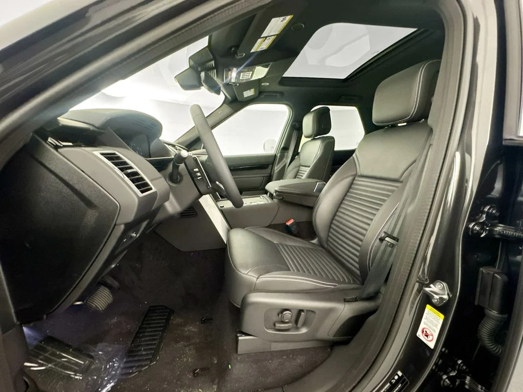 New 2026 Carpathian Grey Land Rover S image 19