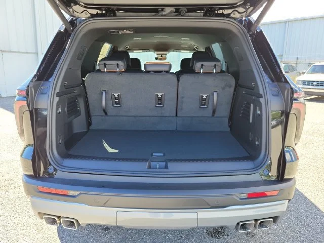 2027 Chevrolet Traverse Z71 - Photo 11