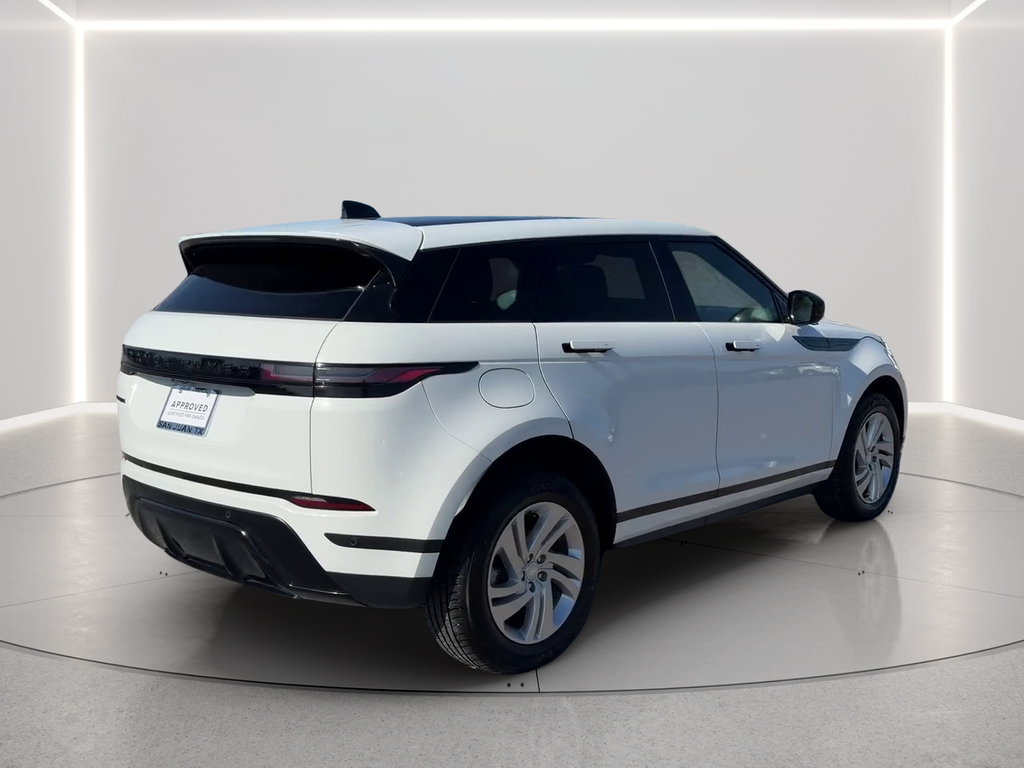 Used 2024  Land Rover S image 5