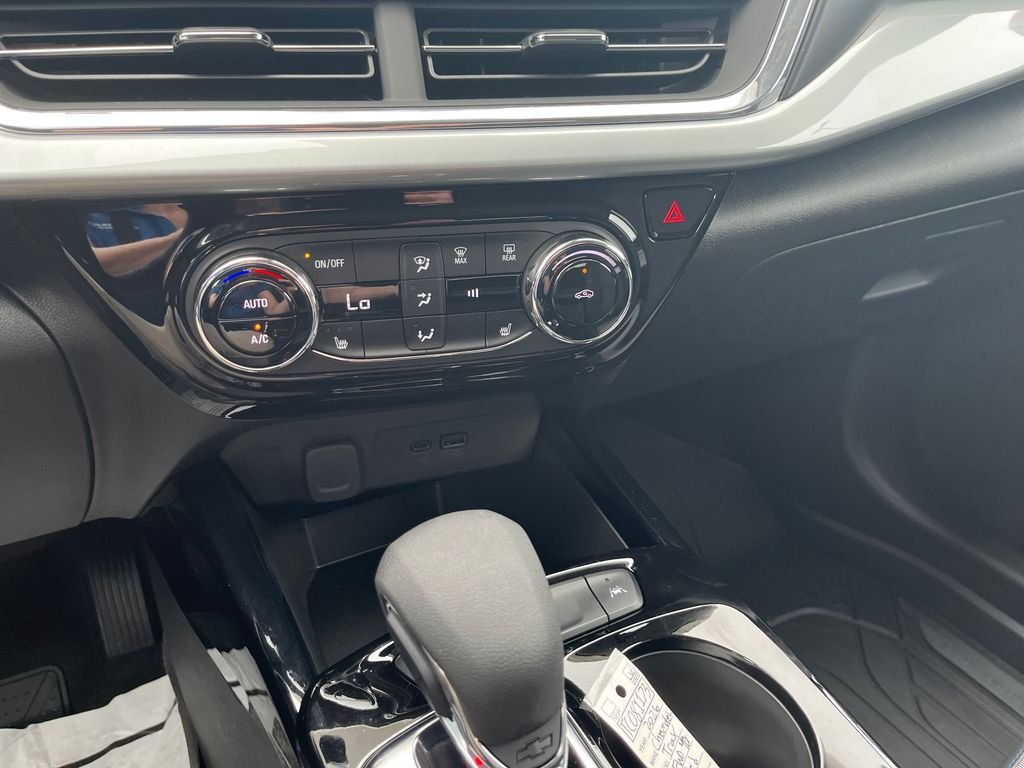 Used 2026 Red Chevrolet LT image 18