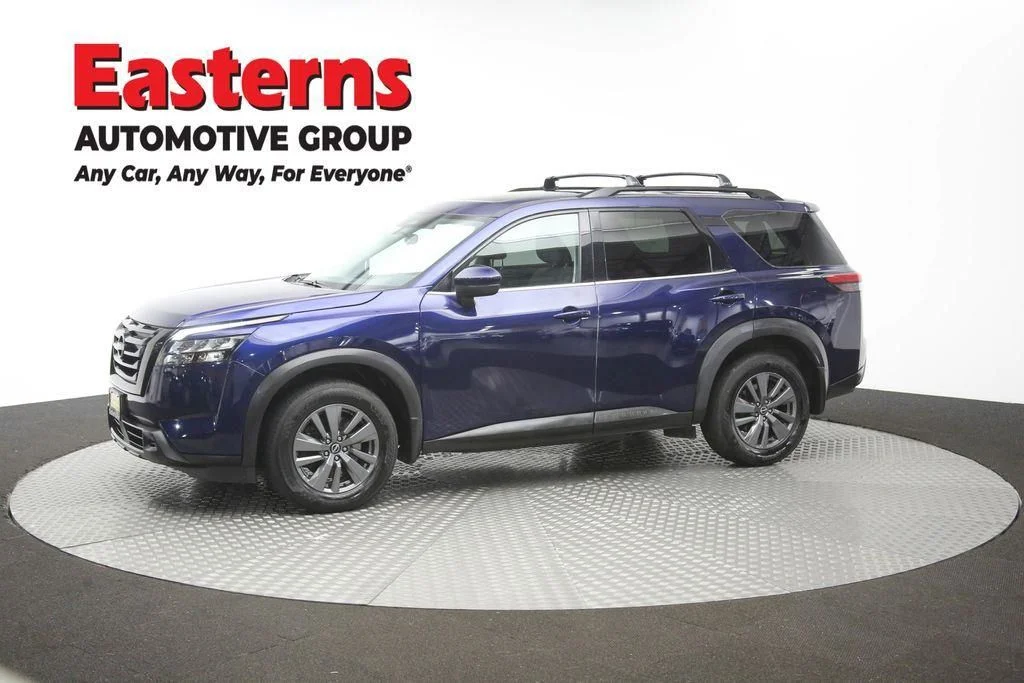 Used 2023 Blue Nissan SV image 61