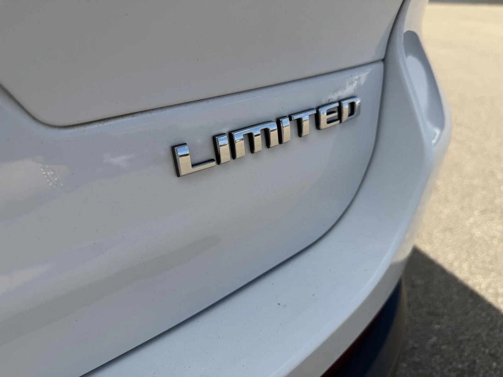 Used 2021 Bright White Clearcoat Jeep Limited image 25