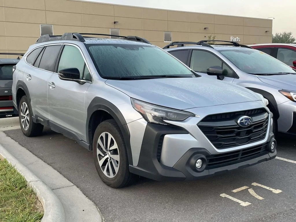 Used 2025 Ice Silver Metallic Subaru Premium image 1