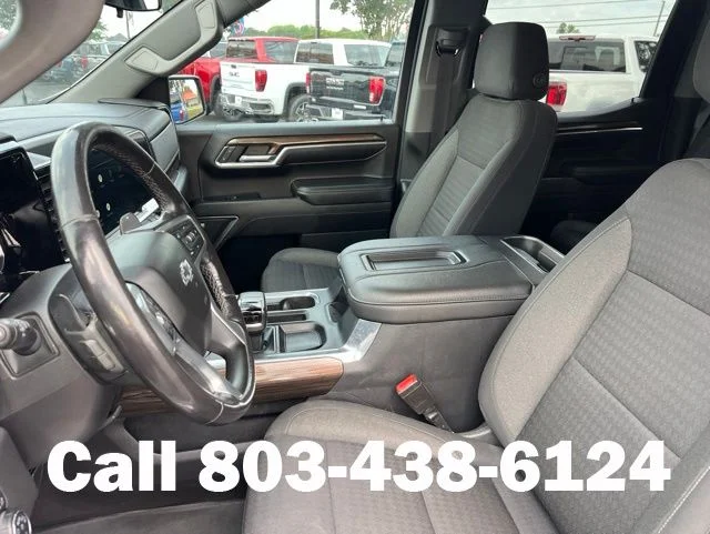 Used 2022 White Chevrolet LT Trail Boss image 7
