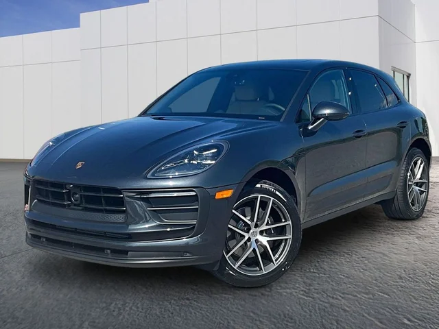 2026 Porsche Macan 