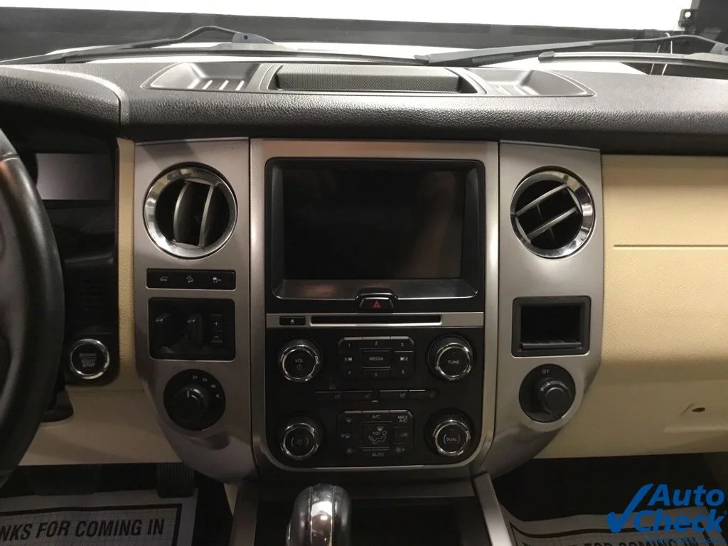 Used 2017 White Ford Limited image 52