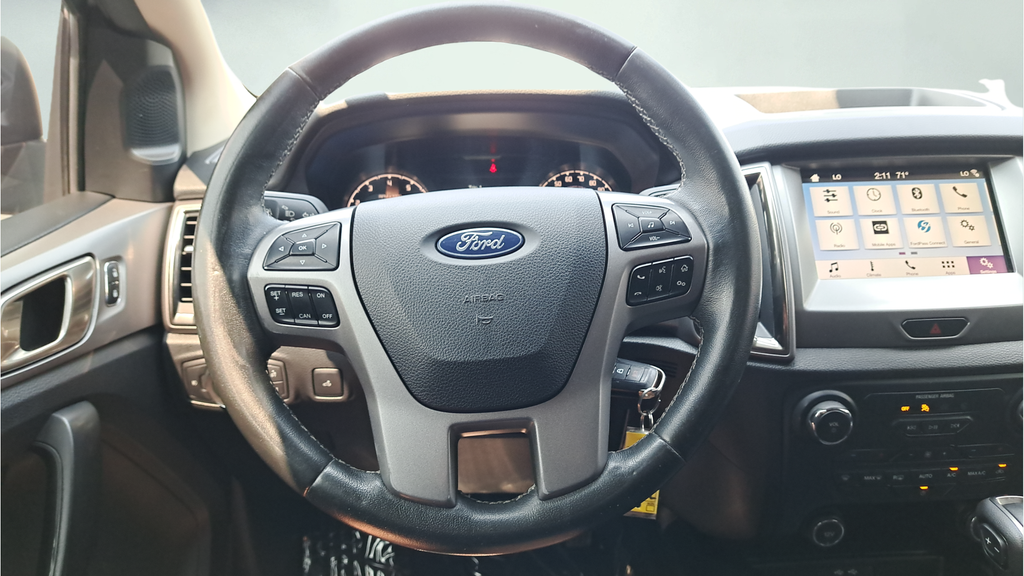 Used 2019 Gray Ford XLT image 18