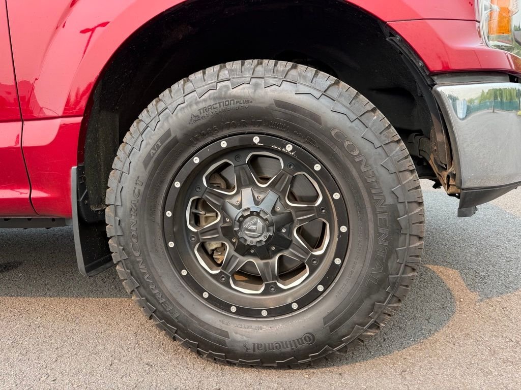 Used 2019 Ruby Red Metallic Tinted Clearcoat Ford XLT image 23
