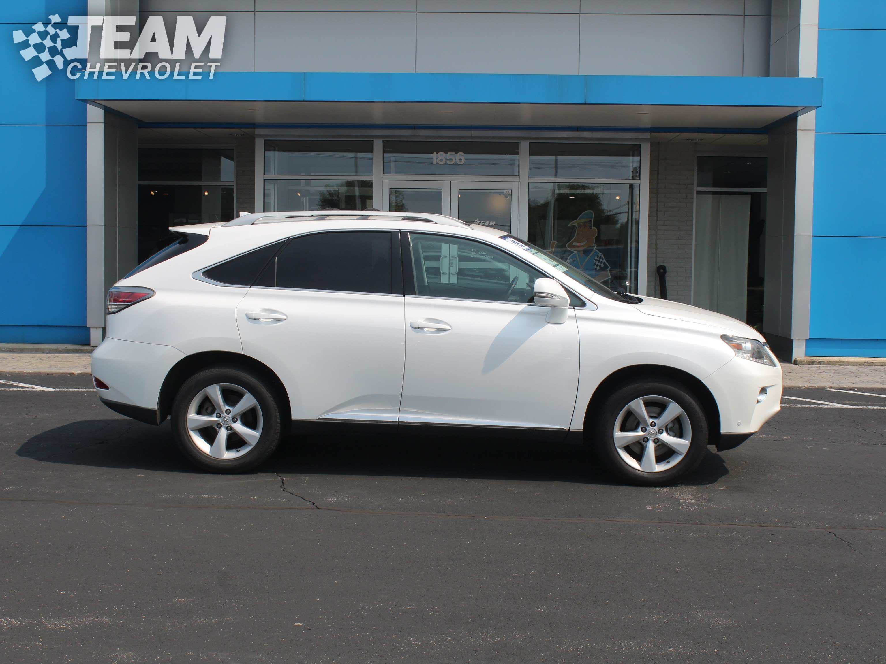 Used 2015 White Lexus  image 3