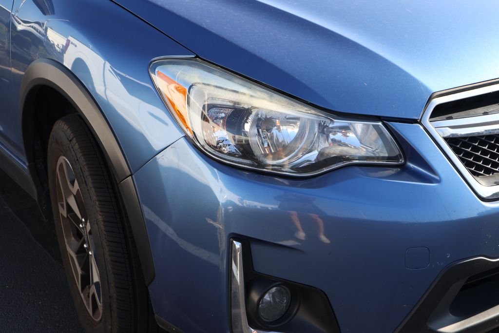 Used 2016 Blue Subaru 2.0i Premium image 4