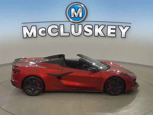 Used 2024 Red Chevrolet E-Ray image 17
