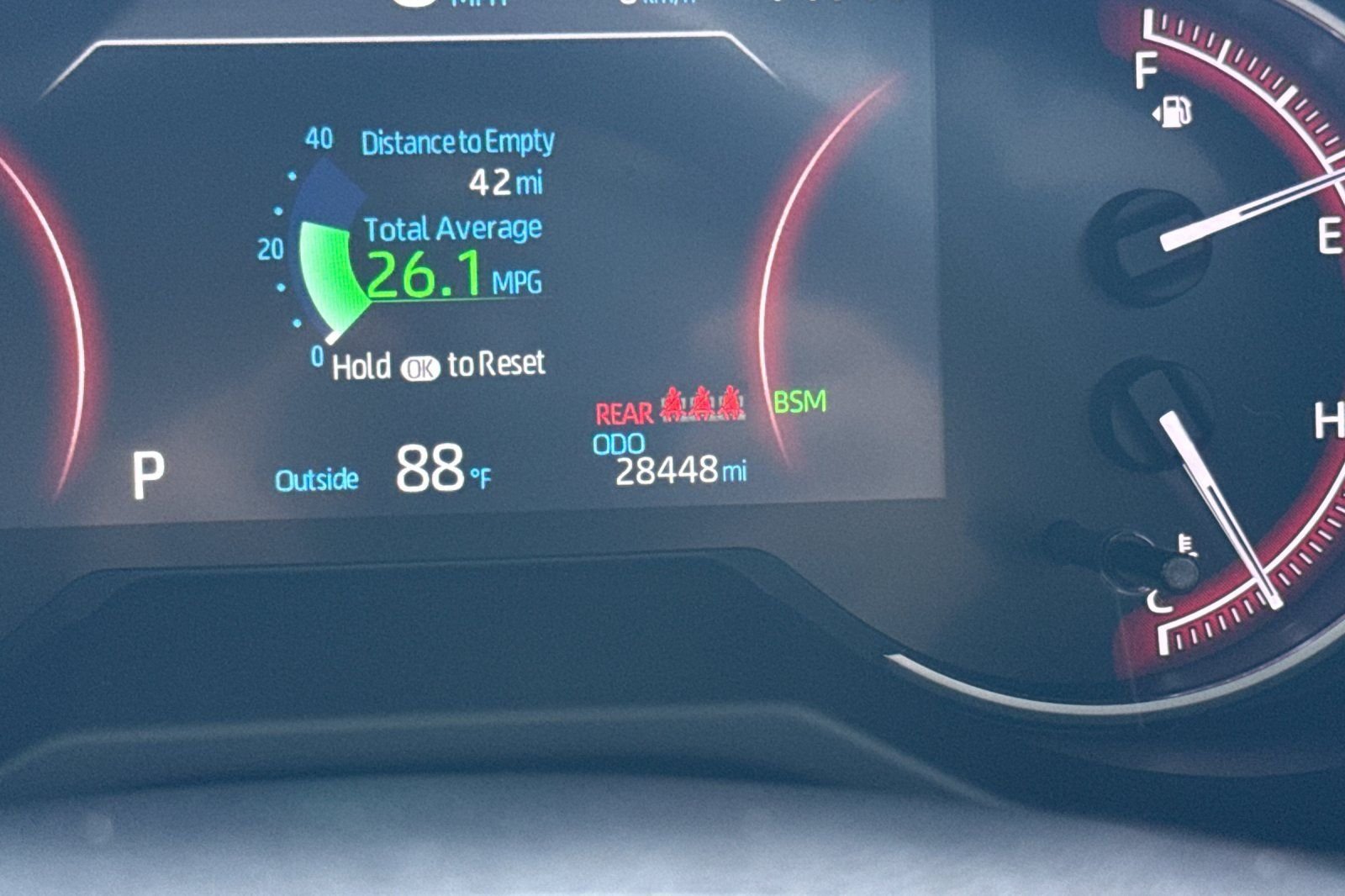 Used 2023  Toyota XLE Premium image 24