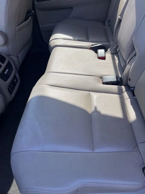 Used 2016 White Diamond Pearl Honda Touring image 9