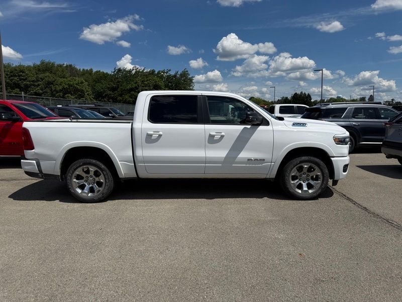 Used 2025 White Ram Big Horn/Lone Star image 5