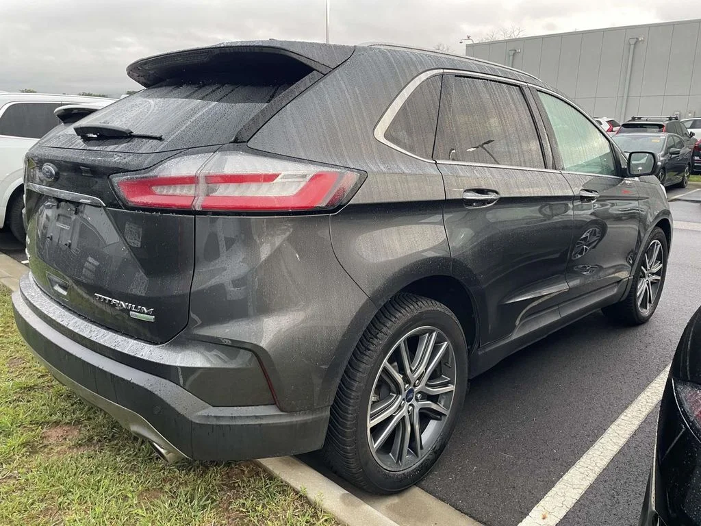 Used 2019 Magnetic Metallic Ford Titanium image 4