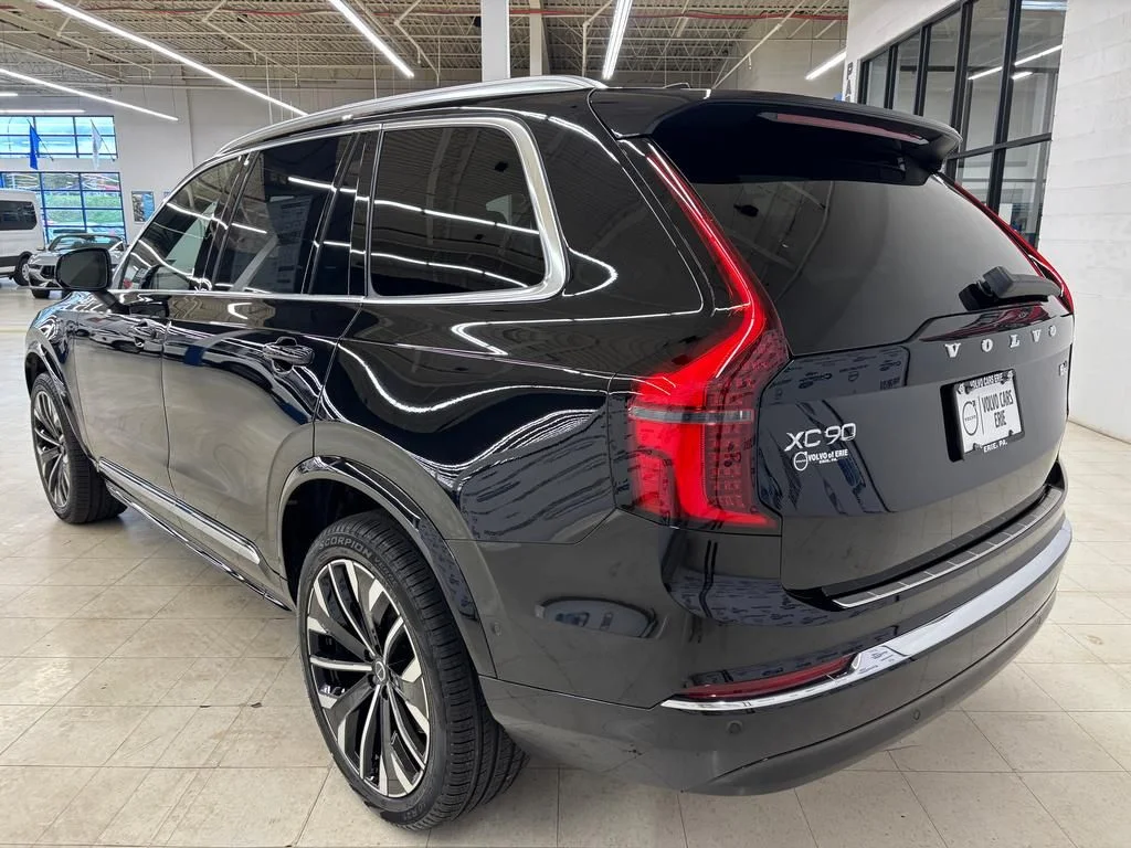 2026 Volvo XC90 Plus - Photo 6