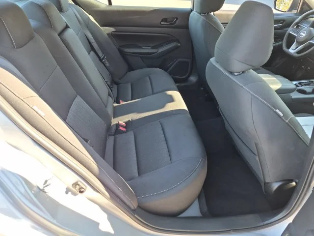 Used 2025 Silver Nissan 2.5 SV image 35