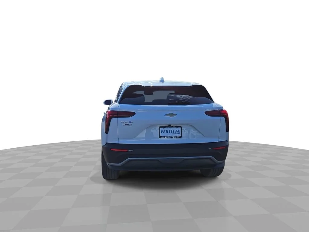New 2026 Summit White Chevrolet LT image 7