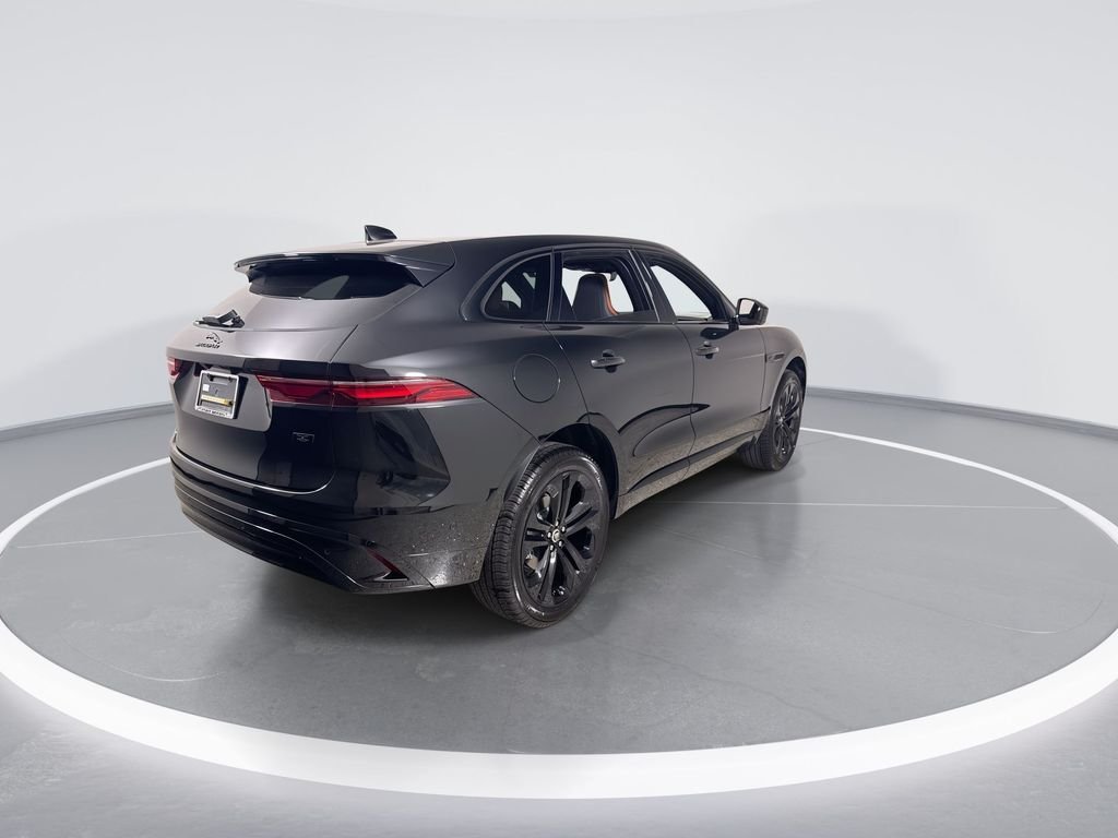 2026 Jaguar F-Pace R-Dynamic S - Photo 8