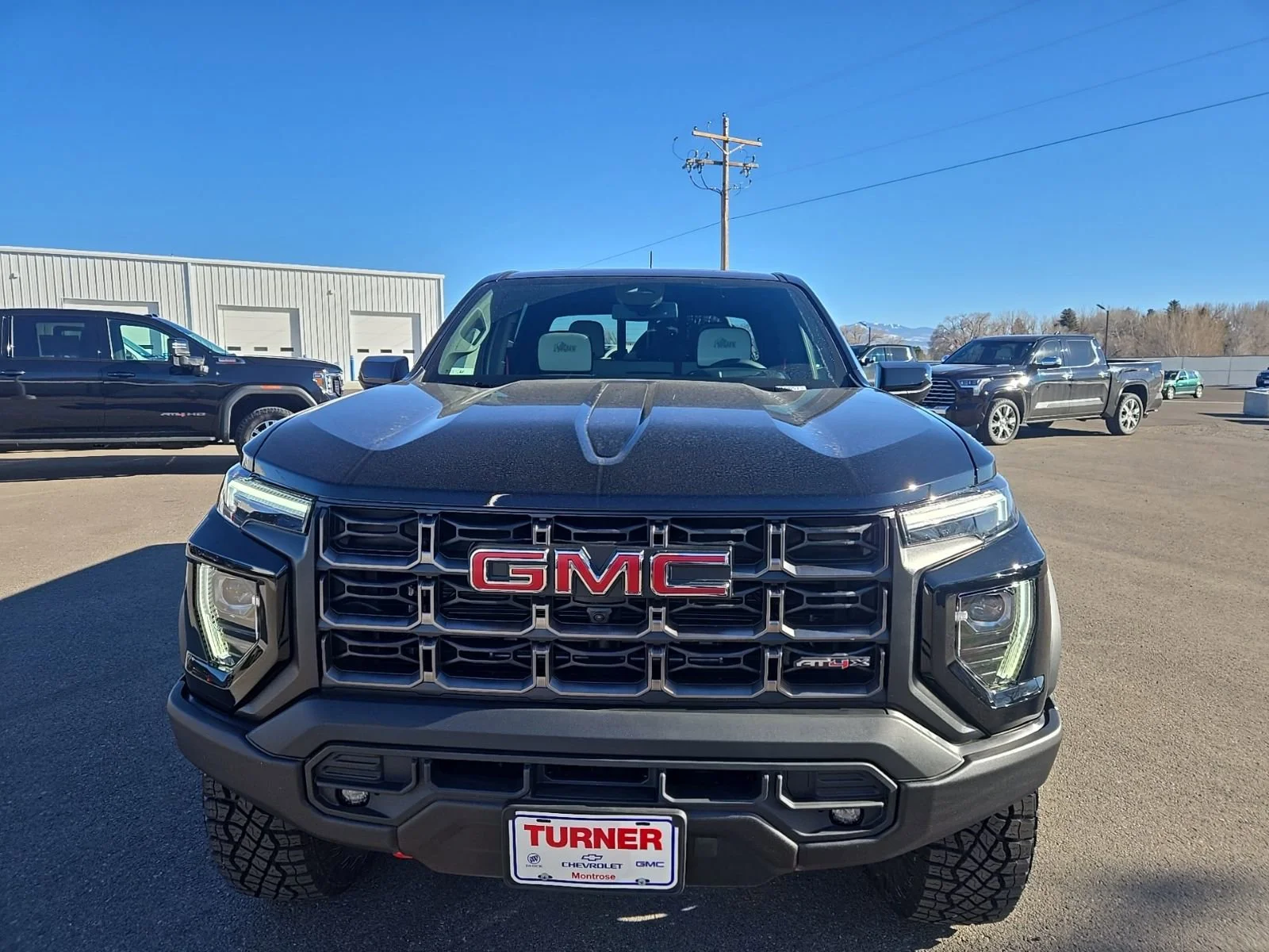 2026 GMC Canyon AT4X - Photo 8