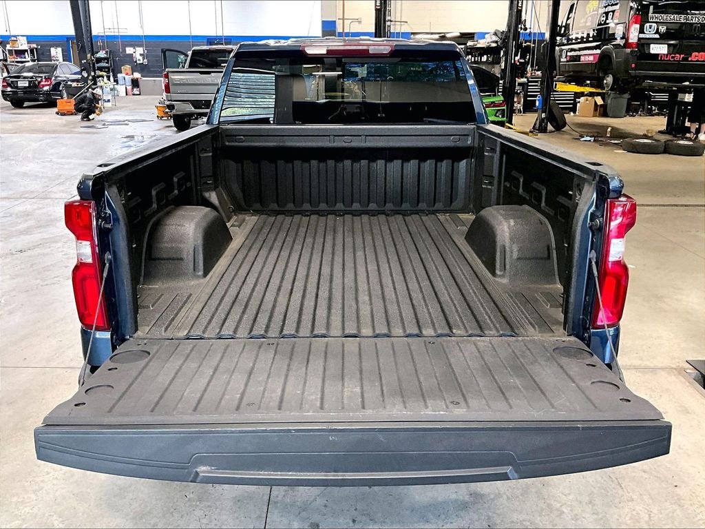 Used 2019 Blue Chevrolet RST image 32