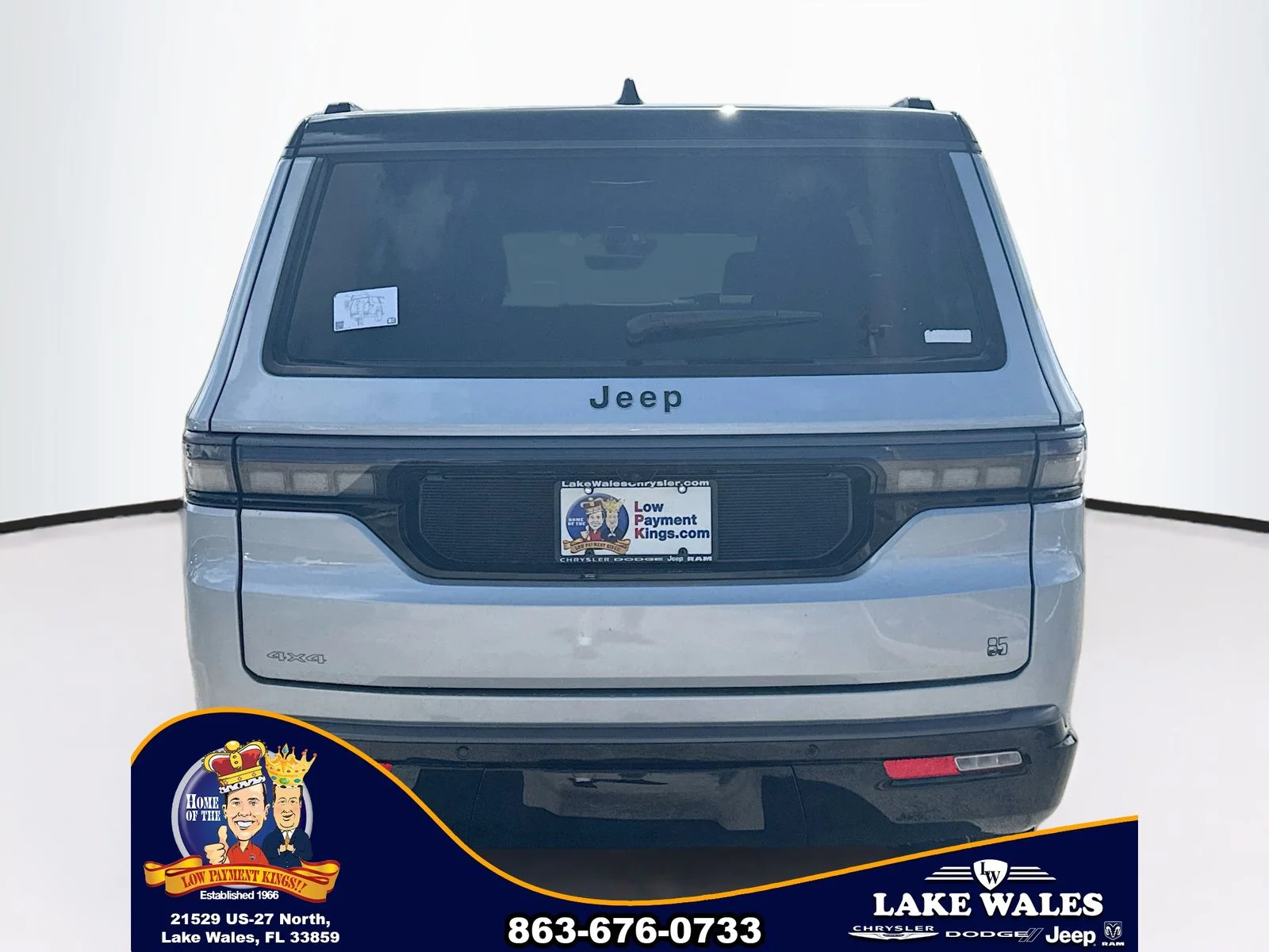 New 2026 Silver-Zynith Exterior Paint Jeep Grand Wagoneer image 5