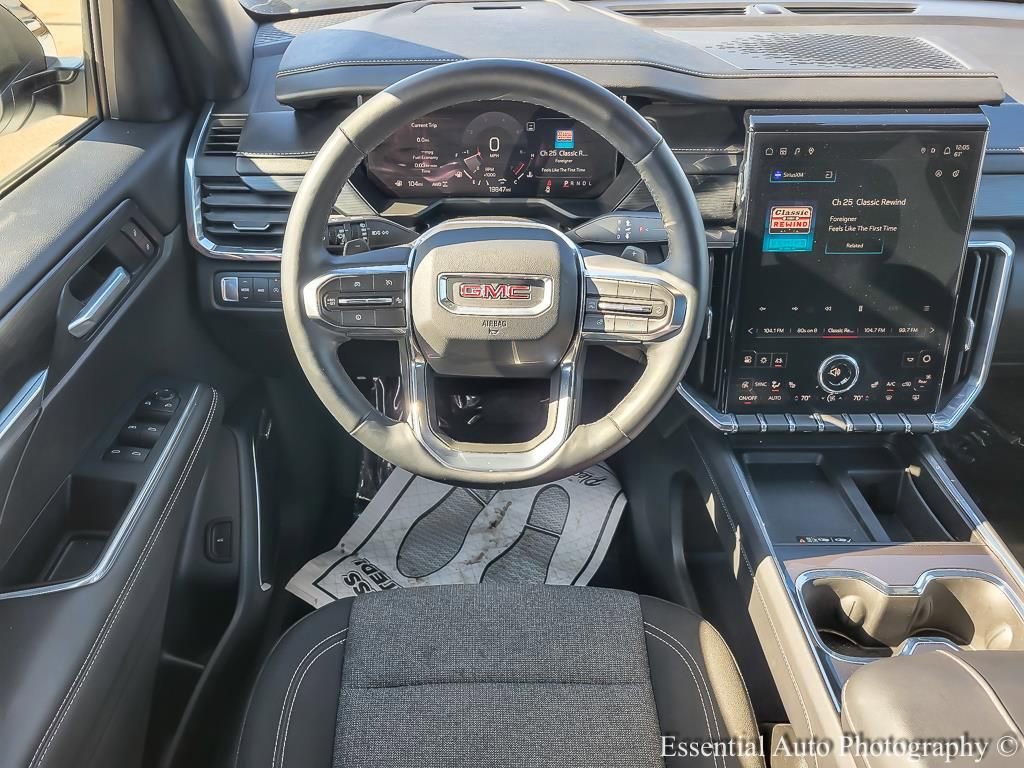 2025 GMC ACADIA - Image 11