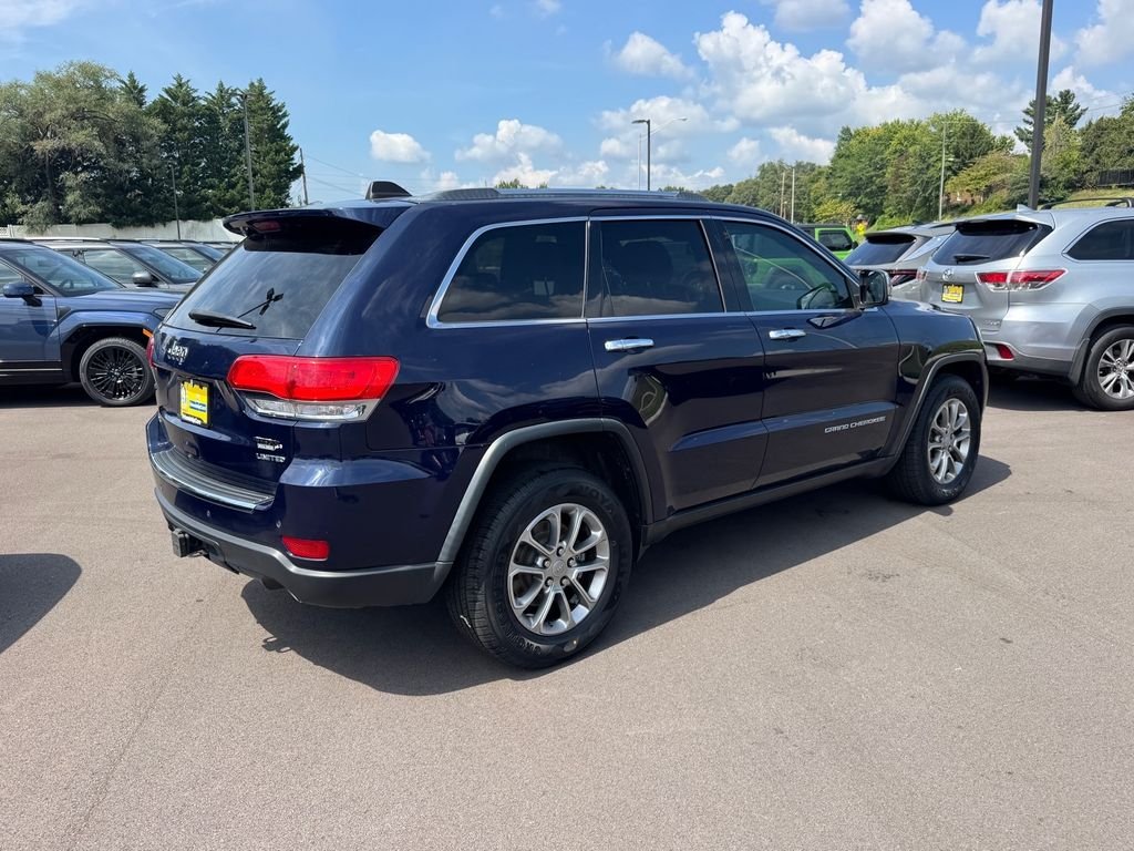 Used 2015 Blue Jeep Limited image 3