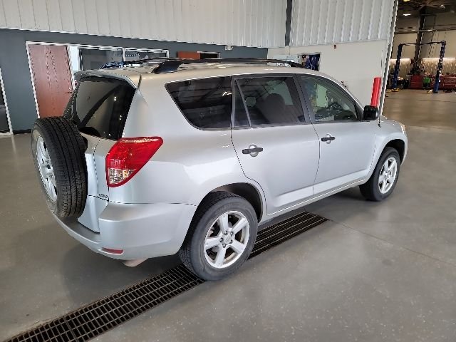 Used 2008  Toyota Limited image 7