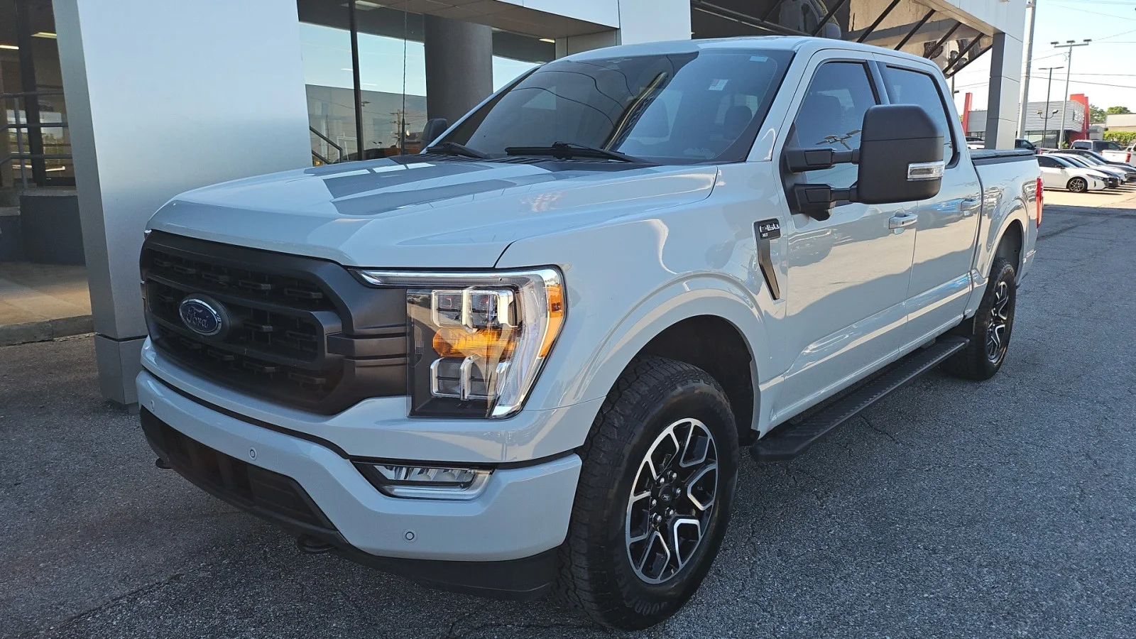 Used 2023 Gray Ford XLT image 8