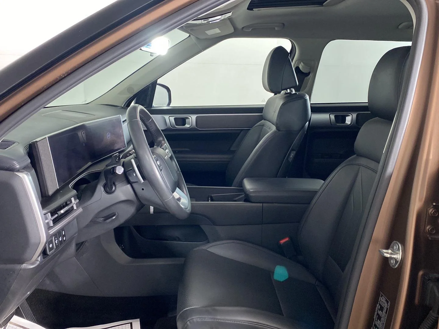 Used 2024 Earthy Brass Matte Hyundai XRT image 20