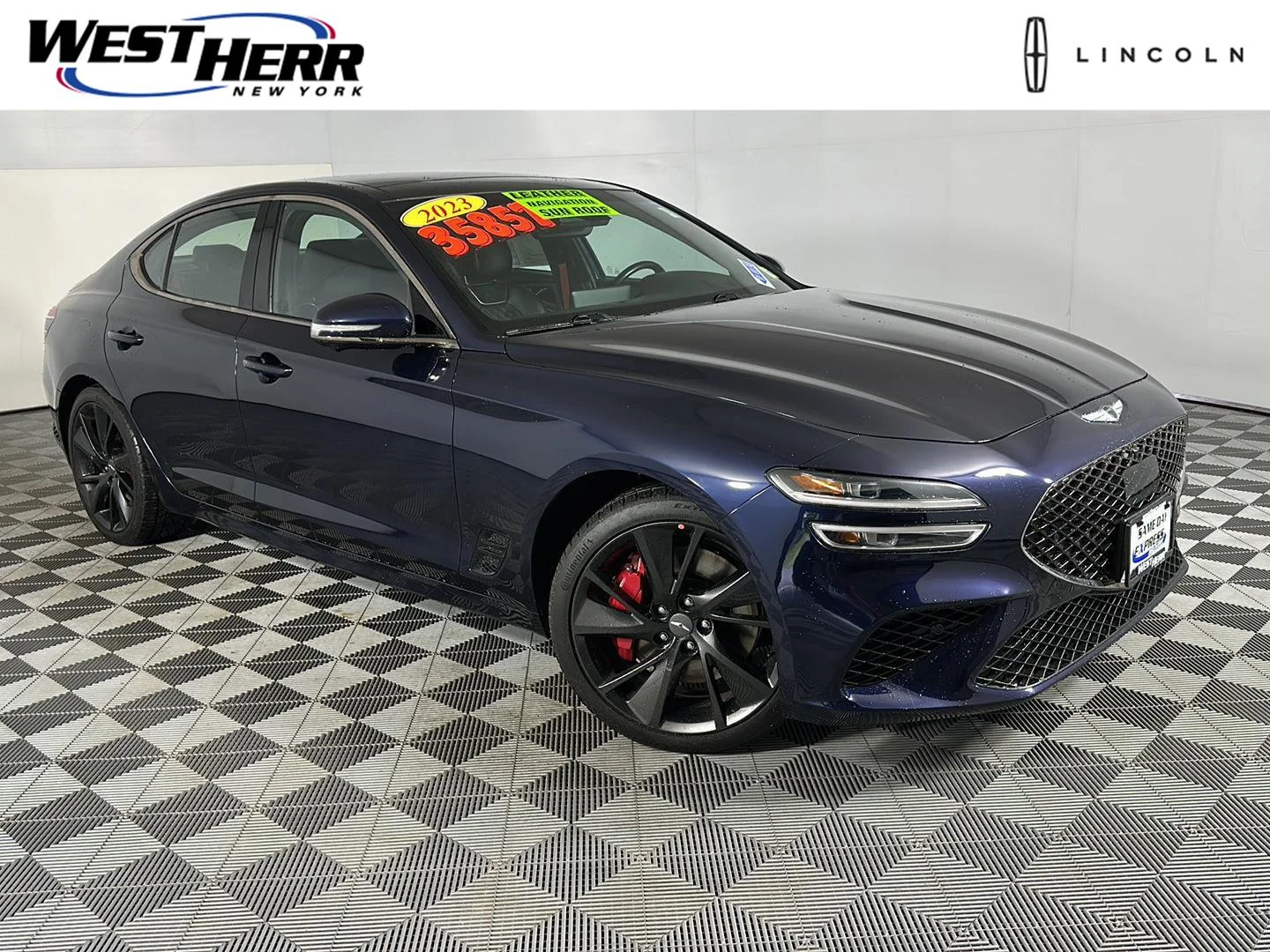 Used 2023 Capri Blue Genesis 3.3T image 1