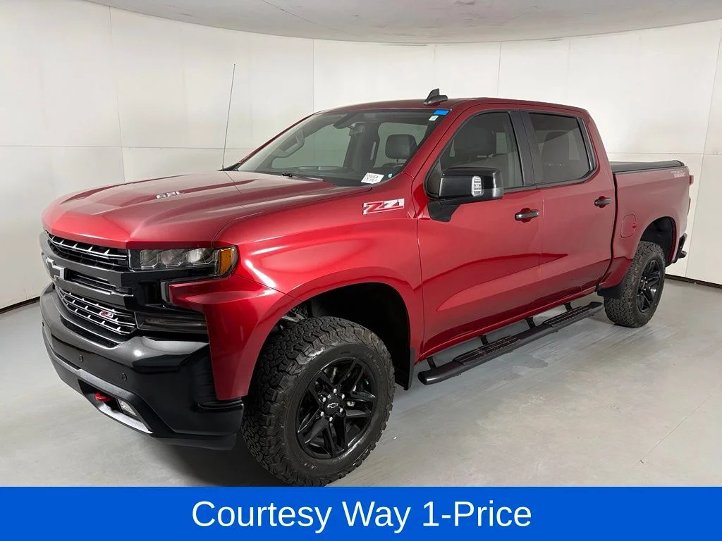 Used 2021 Red Chevrolet LT Trail Boss image 5