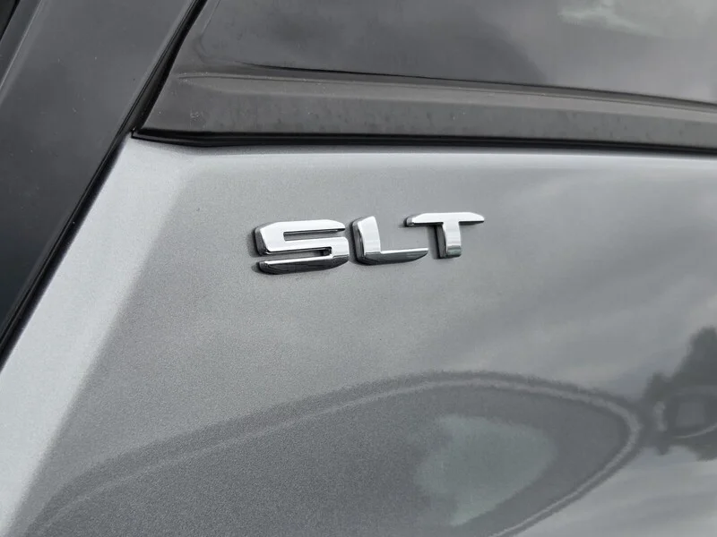 Used 2024 Sterling Metallic GMC SLT image 7