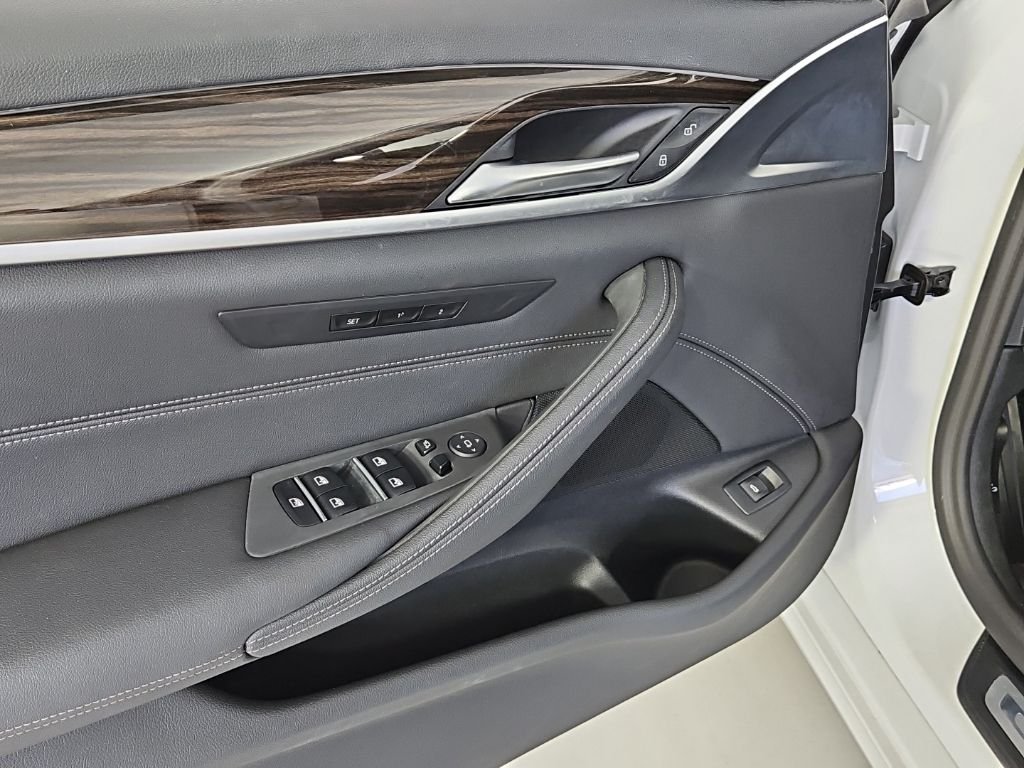 Certified Used 2023 Alpine White BMW 530i image 11