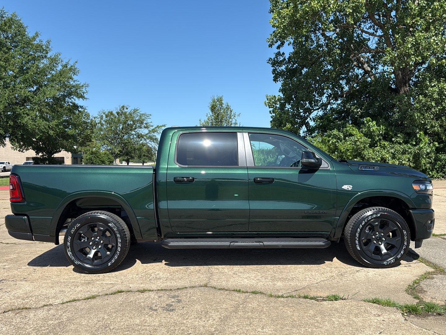New 2026 Serrano-Green Metallic Exterior Paint RAM Lone Star image 8