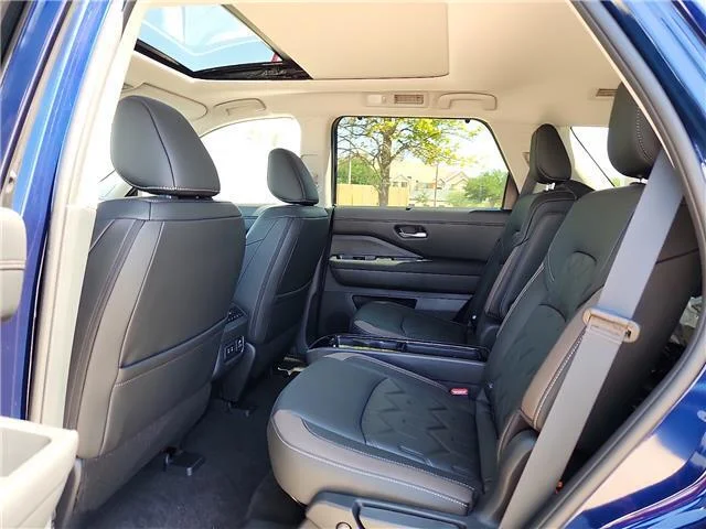 New 2026 RCJ Deep Ocean Nissan Platinum 4x4 image 8