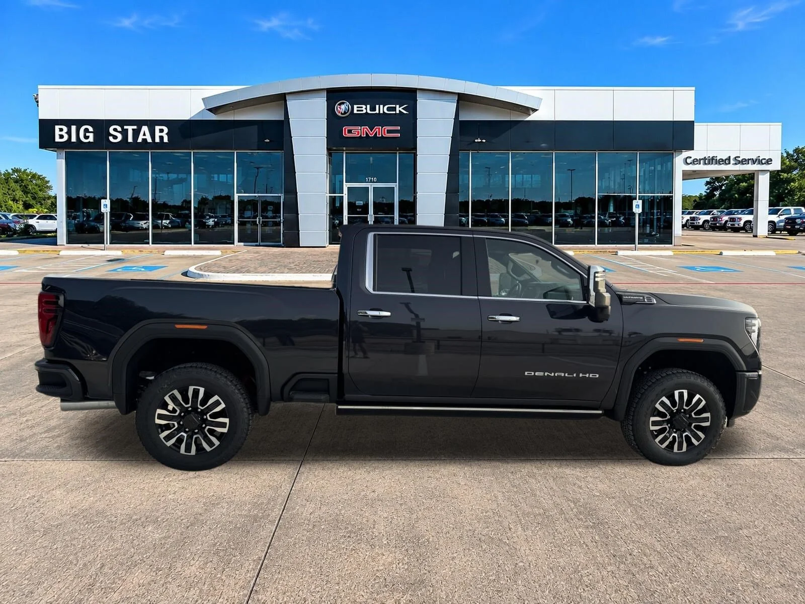 New 2026 Titanium Rush Metallic GMC Denali Ultimate image 4