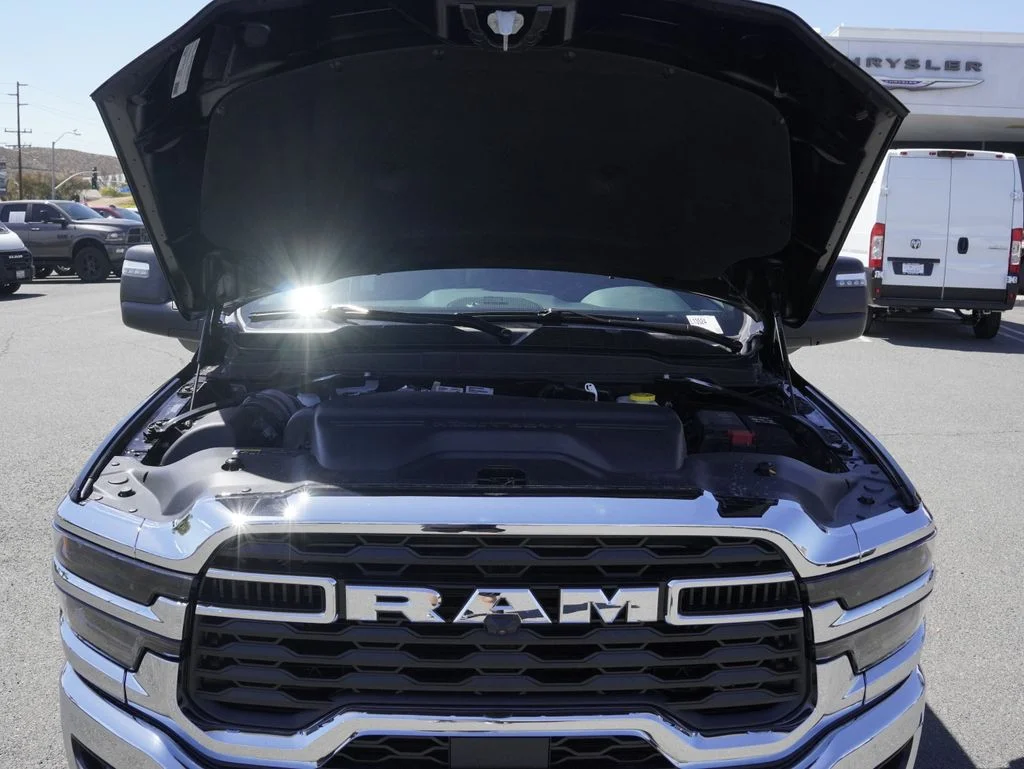 New 2026 Diamond Black Crystal Pearl-Coat Exterior Paint RAM Big Horn image 29