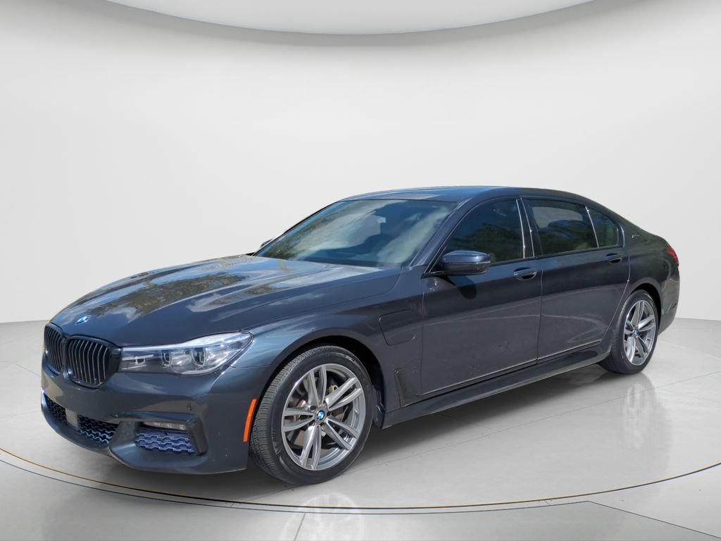 2018 BMW 7 Series 740e