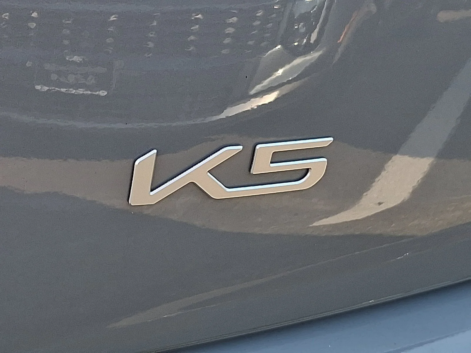 New 2026 Wolf Gray Kia GT-Line FWD image 15